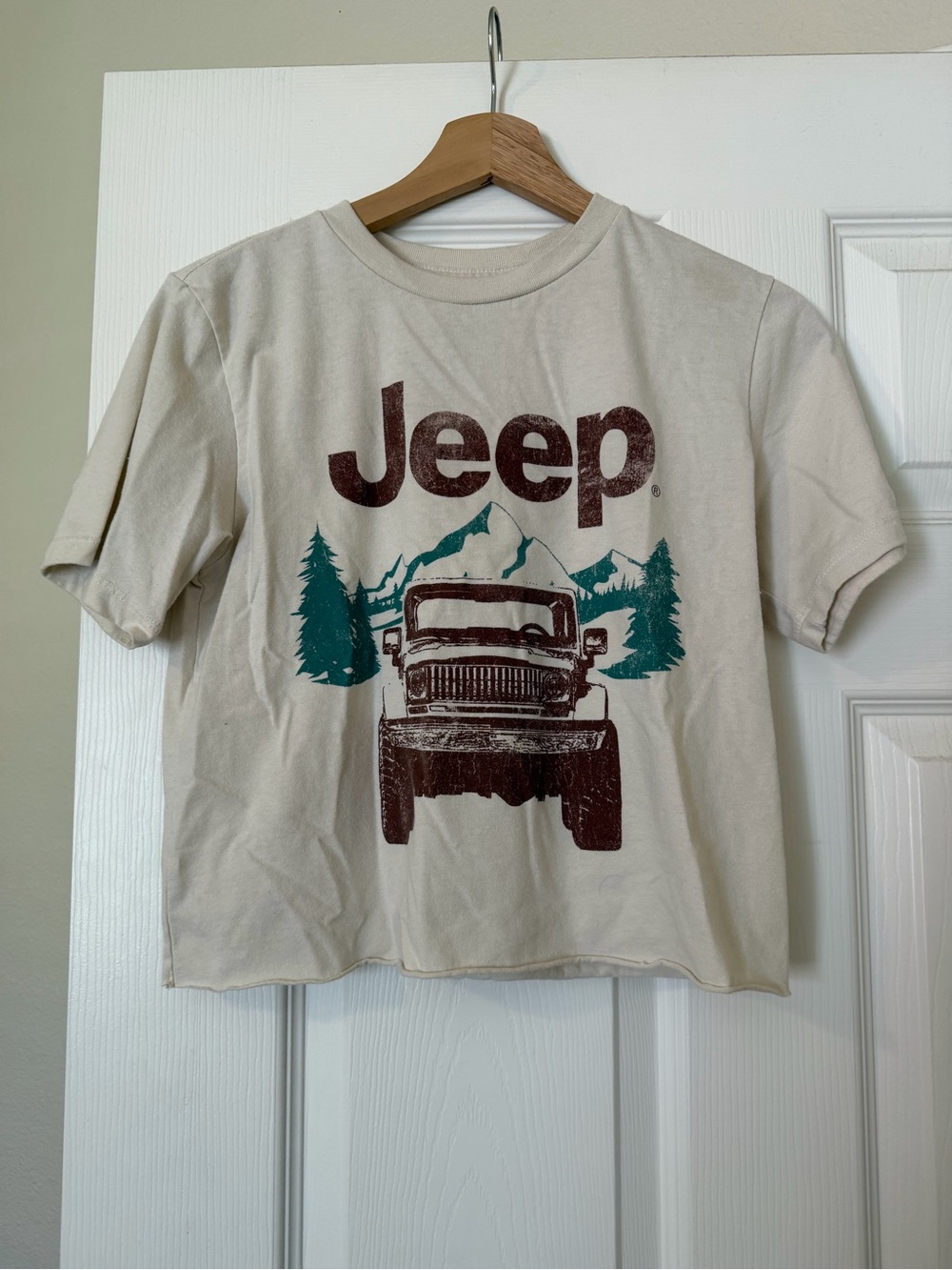 Jeep Cream Kids Short Sleeve Tee with Teal and Brown Graphic